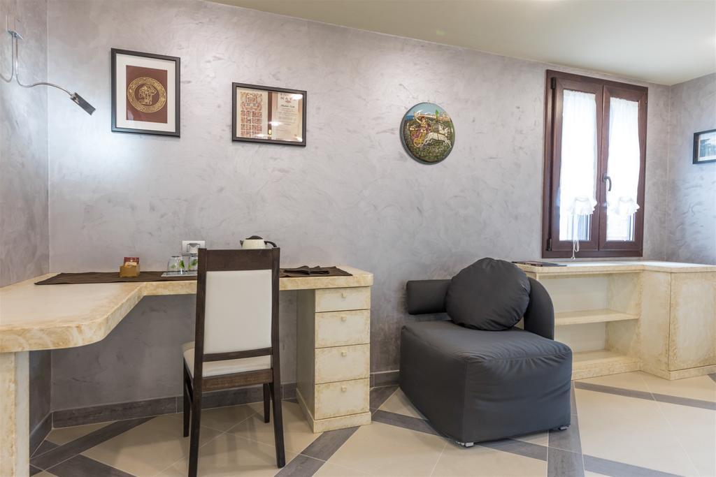 Traldi Resort Vetralla Bagian luar foto