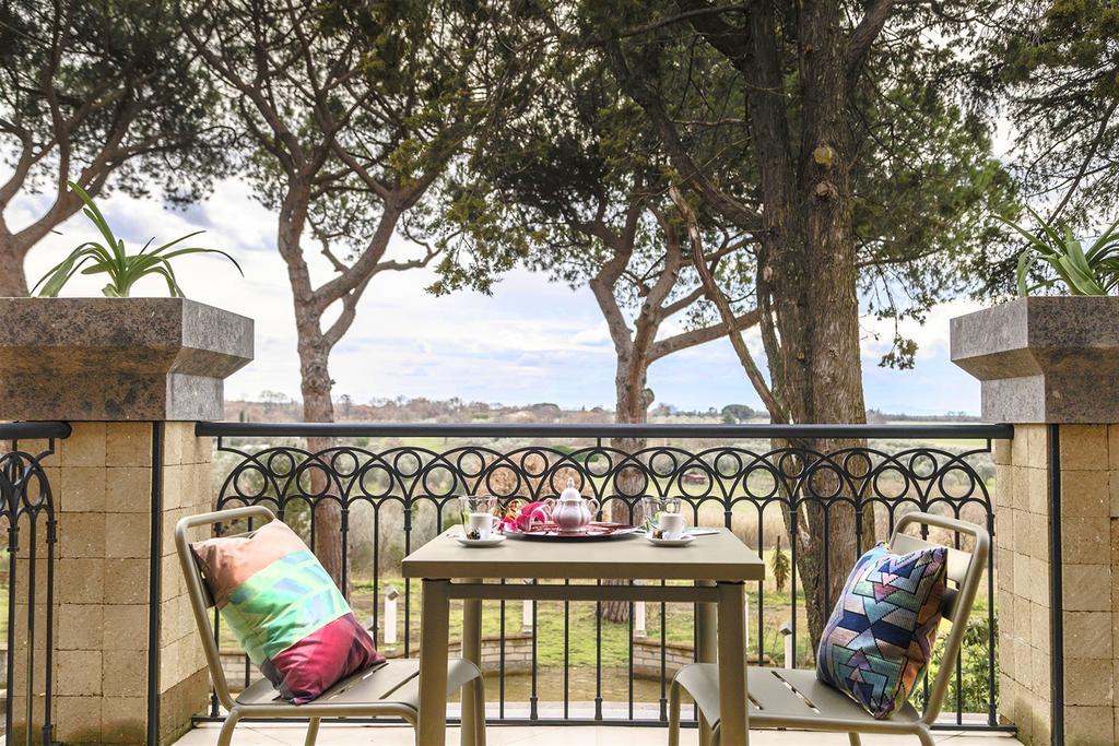 Traldi Resort Vetralla Bagian luar foto